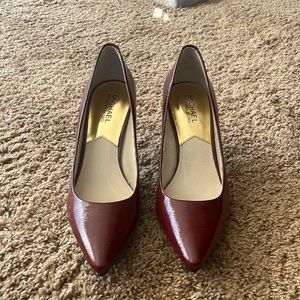 I have too many heels & I need to get ride of some!